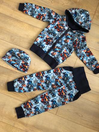 Tepláková súprava, 104