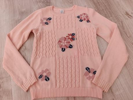 Vyšívaný svetrík, 134