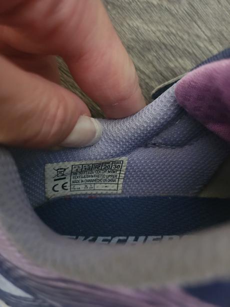 Svietiace skechers, skechers,32