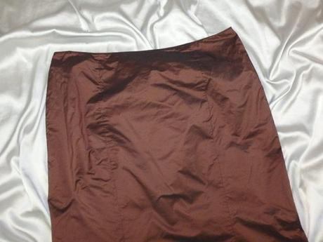 Luxusný dámsky kostým, 44