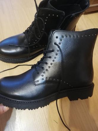 Členkové čižmy, 38