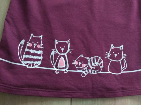 Šaty s mačičkami, lupilu,92