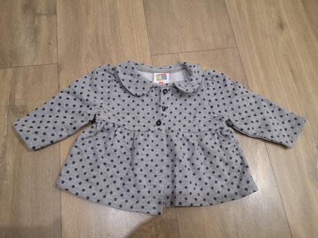 Teplejsi kabatik, 68