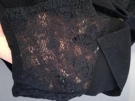 Blúzka s čipkou, m