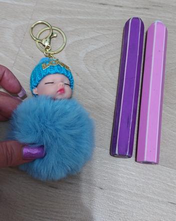 Bábika na kľúče/tašku a 2 x guma, 