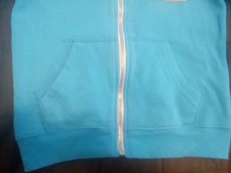 Tyrkysová mikinka pre 6. ročného fešáka, 116