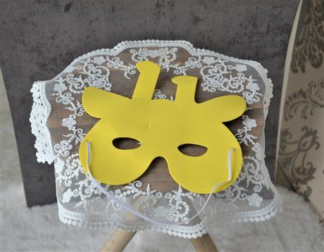 Škraboška na tvár žirafa, 