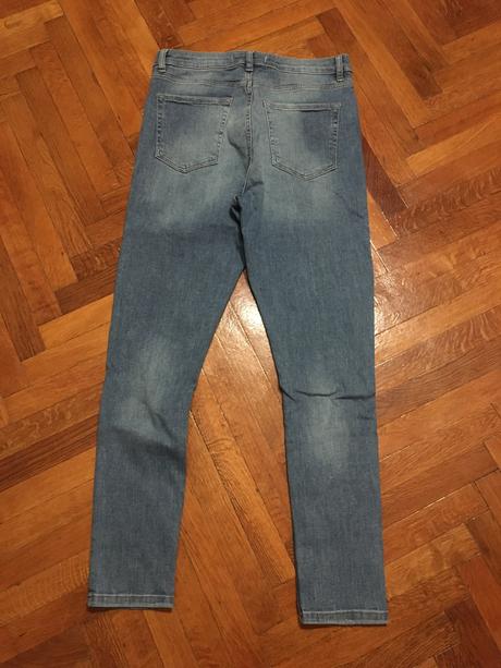 Roztrhané rifle 42, tally weijl,42