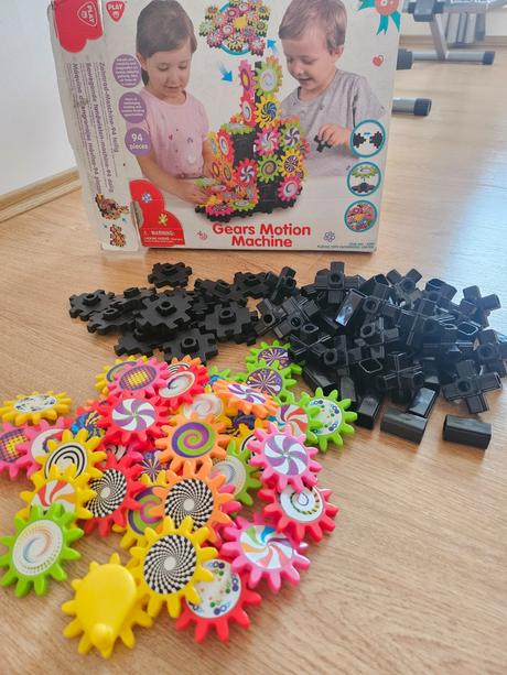 Gears motion machine, 