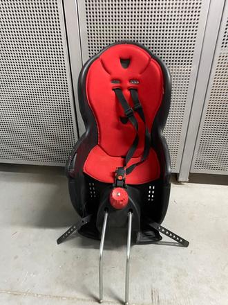 Cyklosedacka na bicykel,