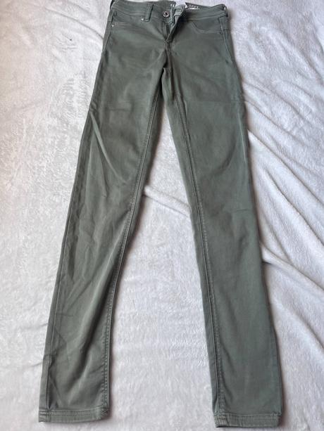 Tmavozelené rifle, h&m,34