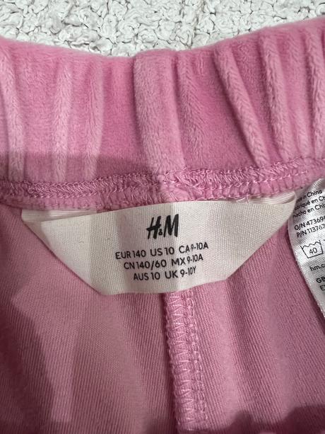 Velúrové kratasky h&m 140, h&m,140