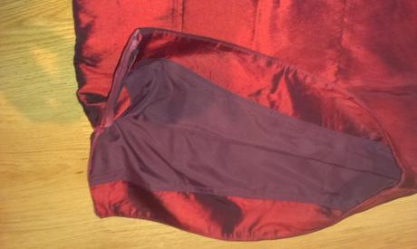 Korzetové šaty, 40