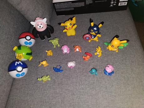 Pokémon stavebnica + figúrky +puzzle, 