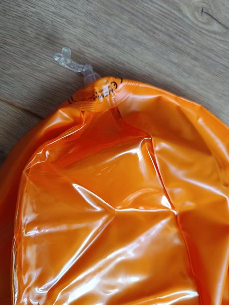 Oranzova nafukovacia lopta, 