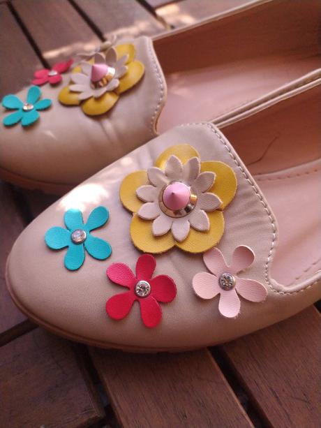 Kvetinové topánky, 38