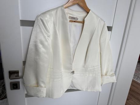 Saténové podšité sako, 44