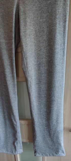 Športové nohavice/tepláky č. l, l