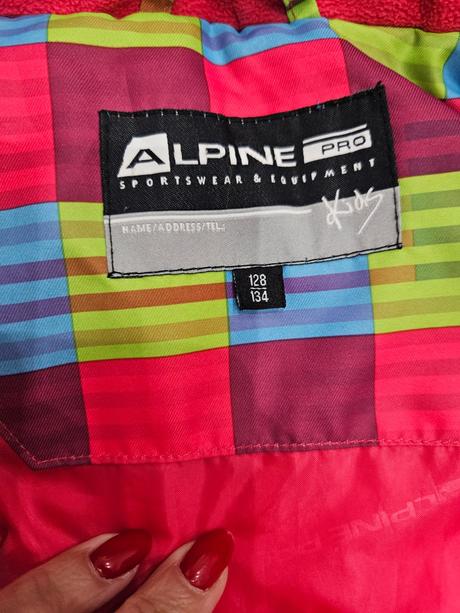 Dievč.vetrovka zn.alpine, alpine pro,128
