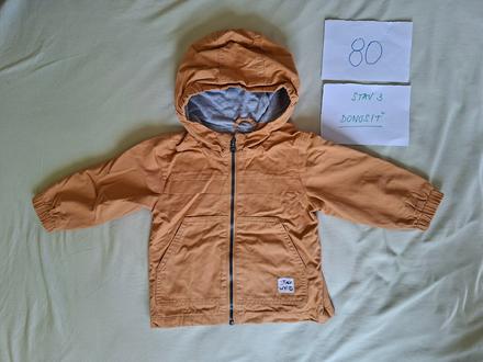 Bundička jarna s levom na chrbte, reserved,80