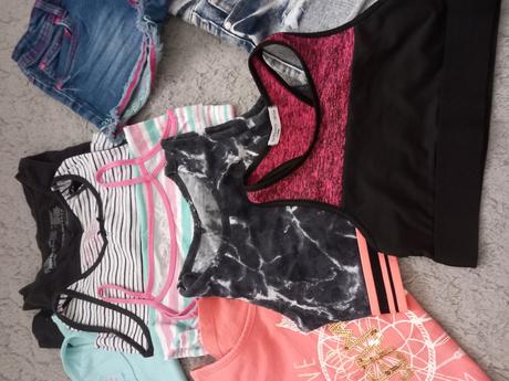 Balík lenych veci 128-140, 122–134