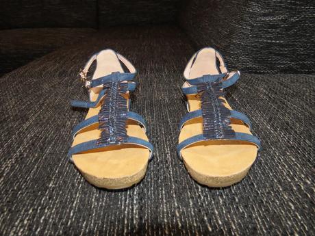 Sandálky, 31