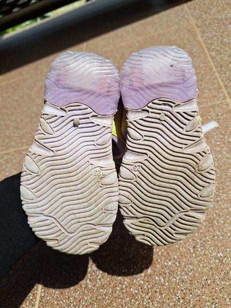 Blikajúce sandale, pepco,23