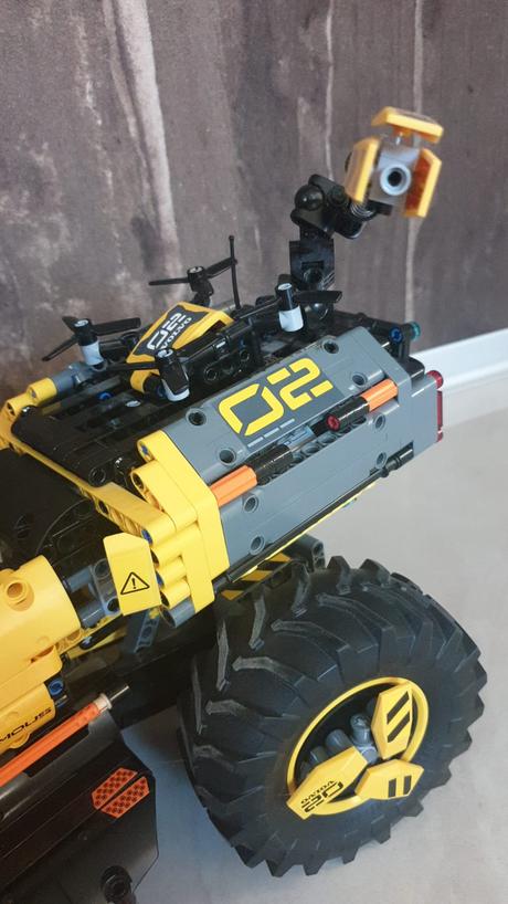Lego technic 42081 volvo  kolesový nakladač, 