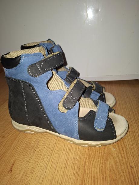 Sandále, protetika,37