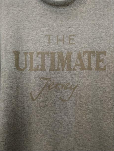 Pánske sivé tričko, nápisy, triangle, l, l