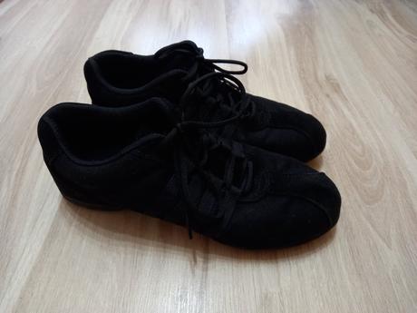 Tenisky tanečné, 25