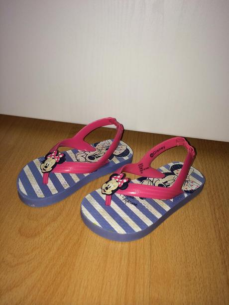 Slapky s minnie mouse, 24