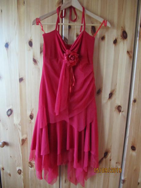 Spoločenské šaty, l