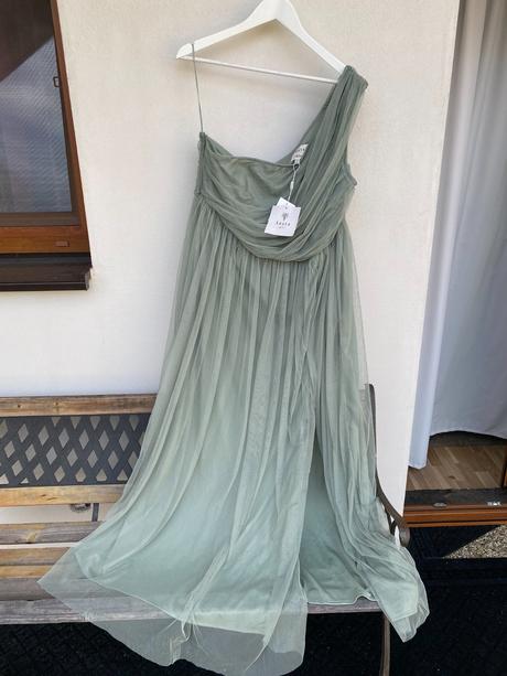 Letné dlhé šaty pre družičku, 52