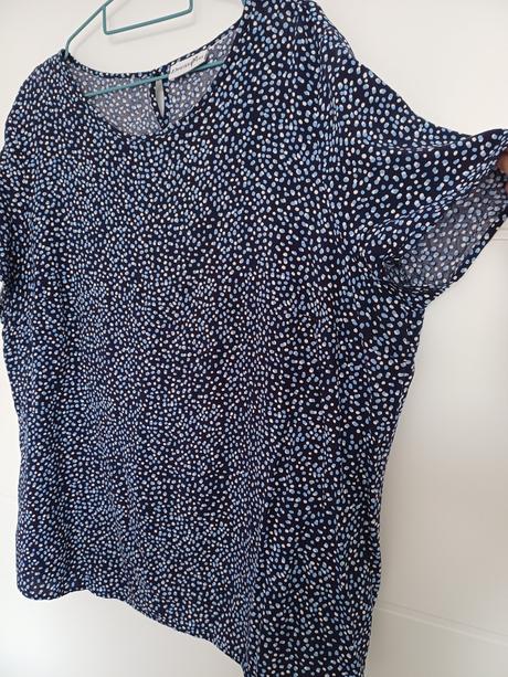 Dámska modrá vzorovaná blúzka, 48