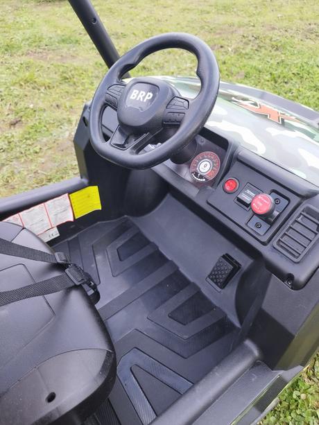 Elektrické autíčko na diaľkové ovládanie buggy, 