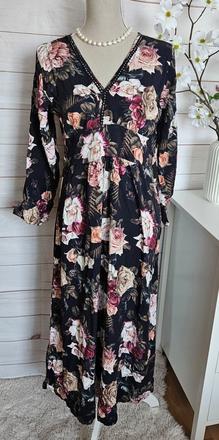 Pekné lahulinké šaty, s