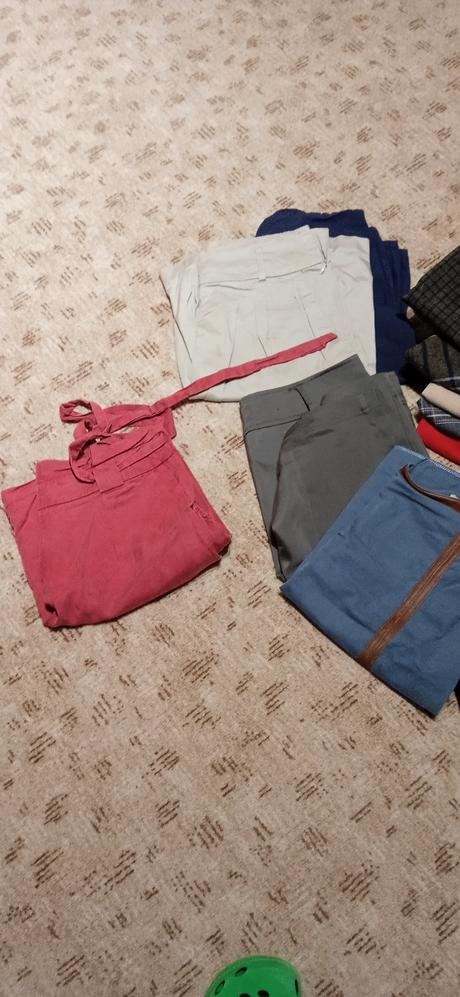 Sukne veľ.38/40, 38