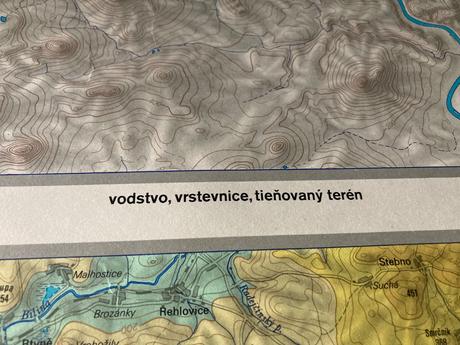 Znázornenie terénu a polohopisu na mape (1983),