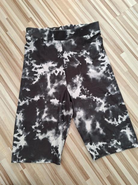 Elastické šortky, fishbone,xs