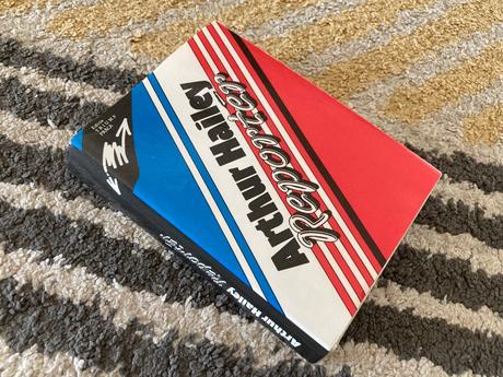 Reportér hailey arthur -prvé vydanie 1991,