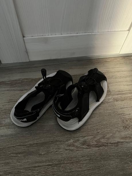 Sandale, speedo,29