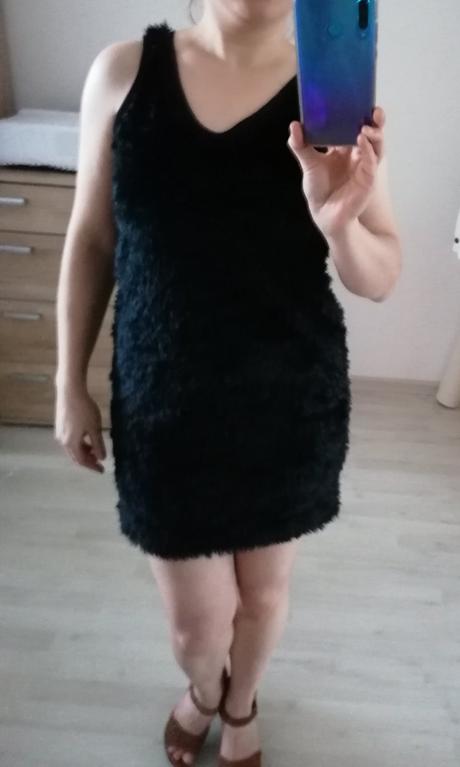 Šaty huňaté chlpaté, tezenis,m