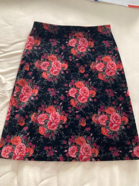 Zamatová sukna, h&m,36