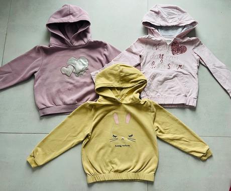 Balík dievčenskych mikín, 104–116