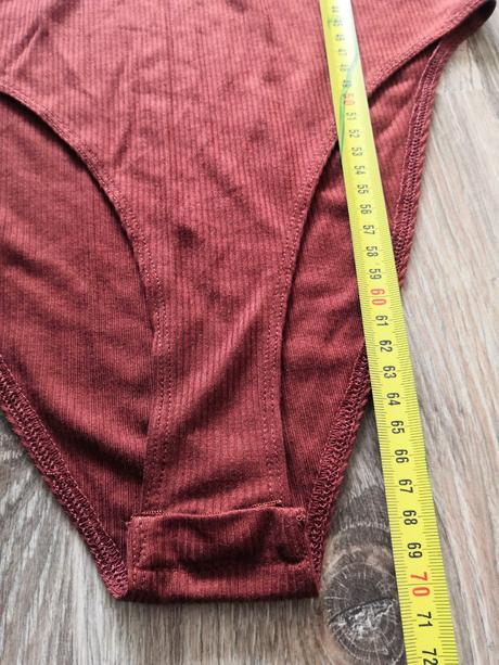 Vrúbkované/rebrované body, primark,xs