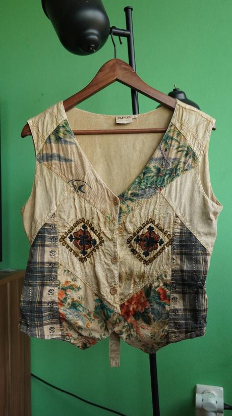 Indická vyšívaná vesta v boho štýle o.p.c, l