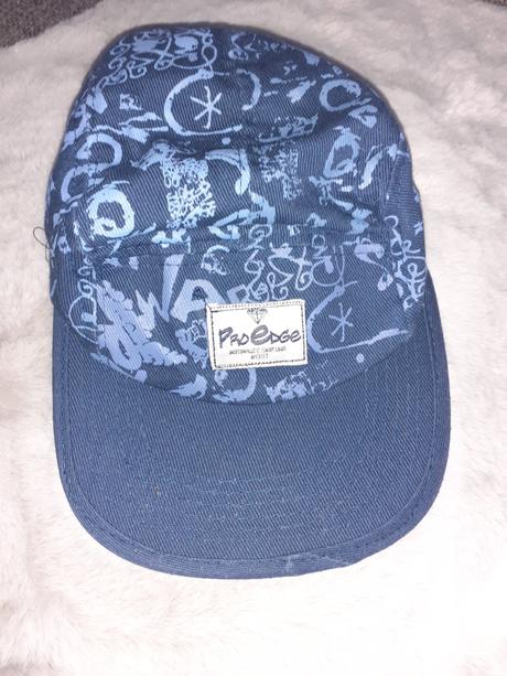 Šiltovka s rovným šiltom, 134