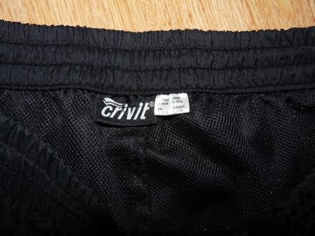 Cierne sportove kratasy, crivit,152