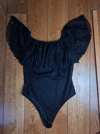 Boohoo čierne čipkované body, l
